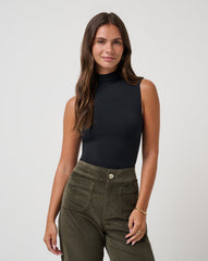 TravisMathew | Captivate Mock Neck Top - Black