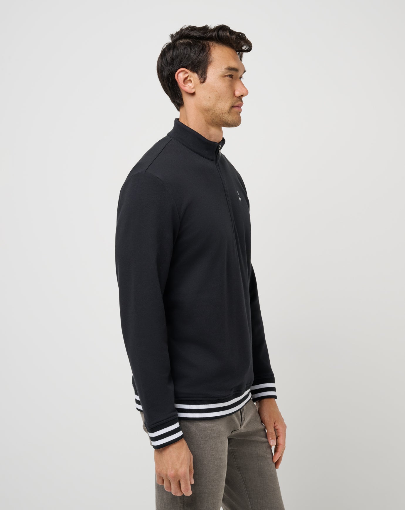 TravisMathew | Happier Hour Quarter Zip - Black