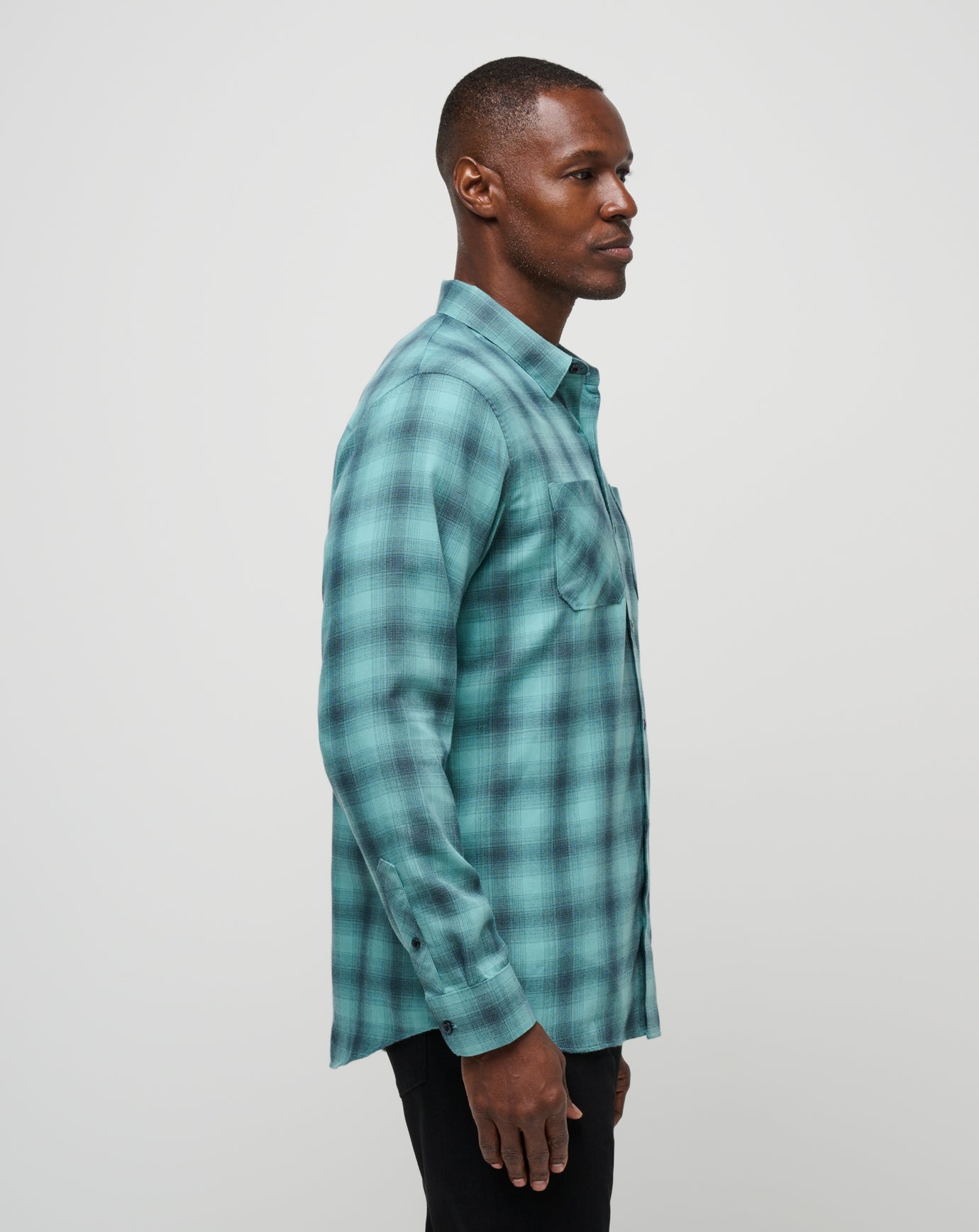 TravisMathew | Cloud Flannel Plaid Button-Up - Total Eclipse/Cameo