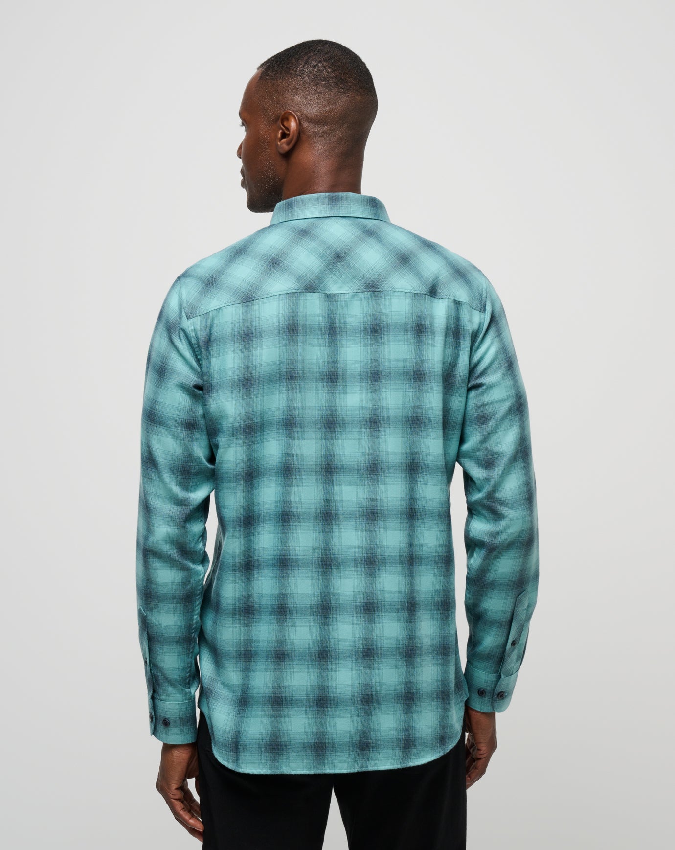 TravisMathew | Cloud Flannel Plaid Button-Up - Total Eclipse/Cameo