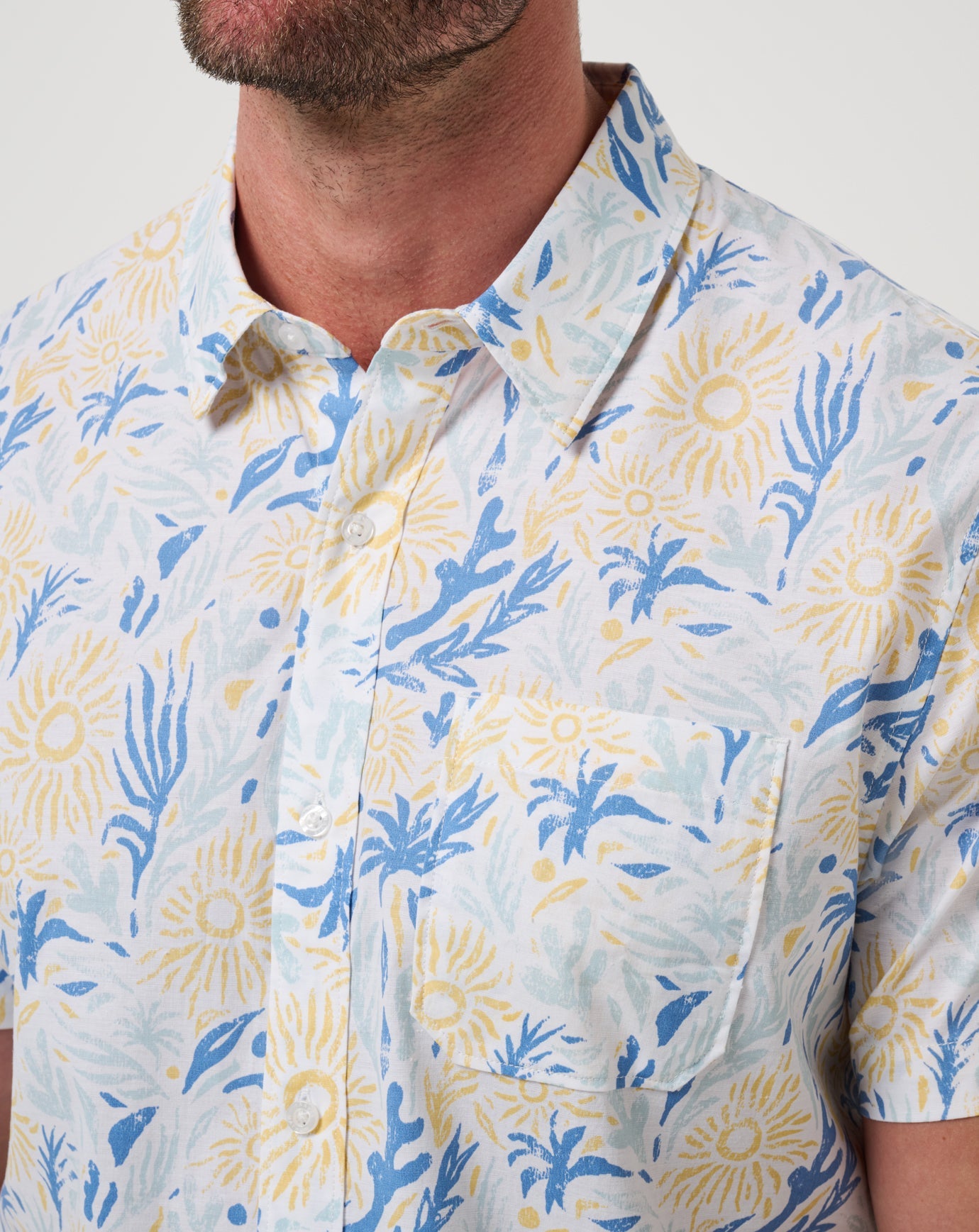 TravisMathew | Souvenir City Button-Up - White