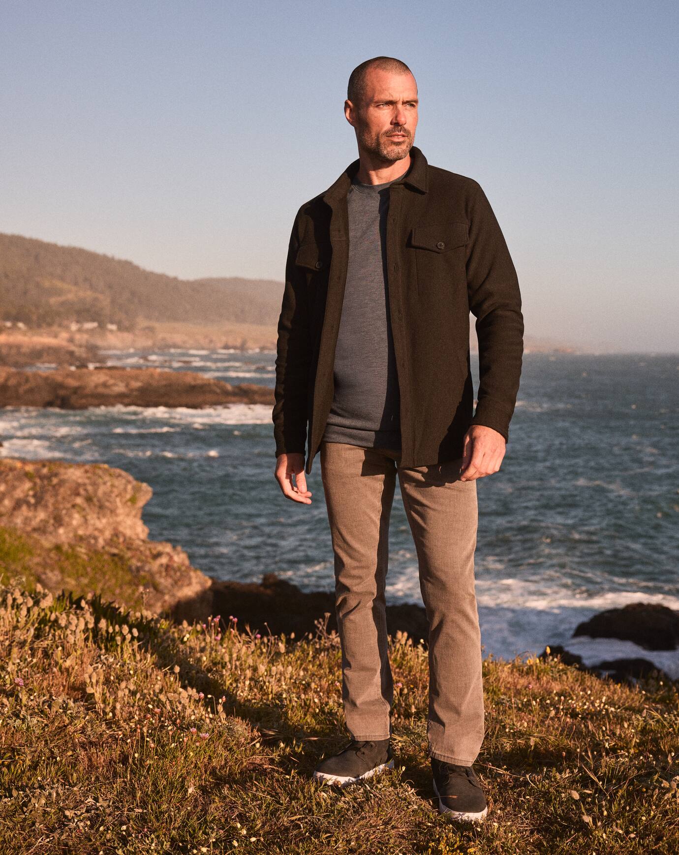 TravisMathew | Are We There Yet Shirt Jacket - Black