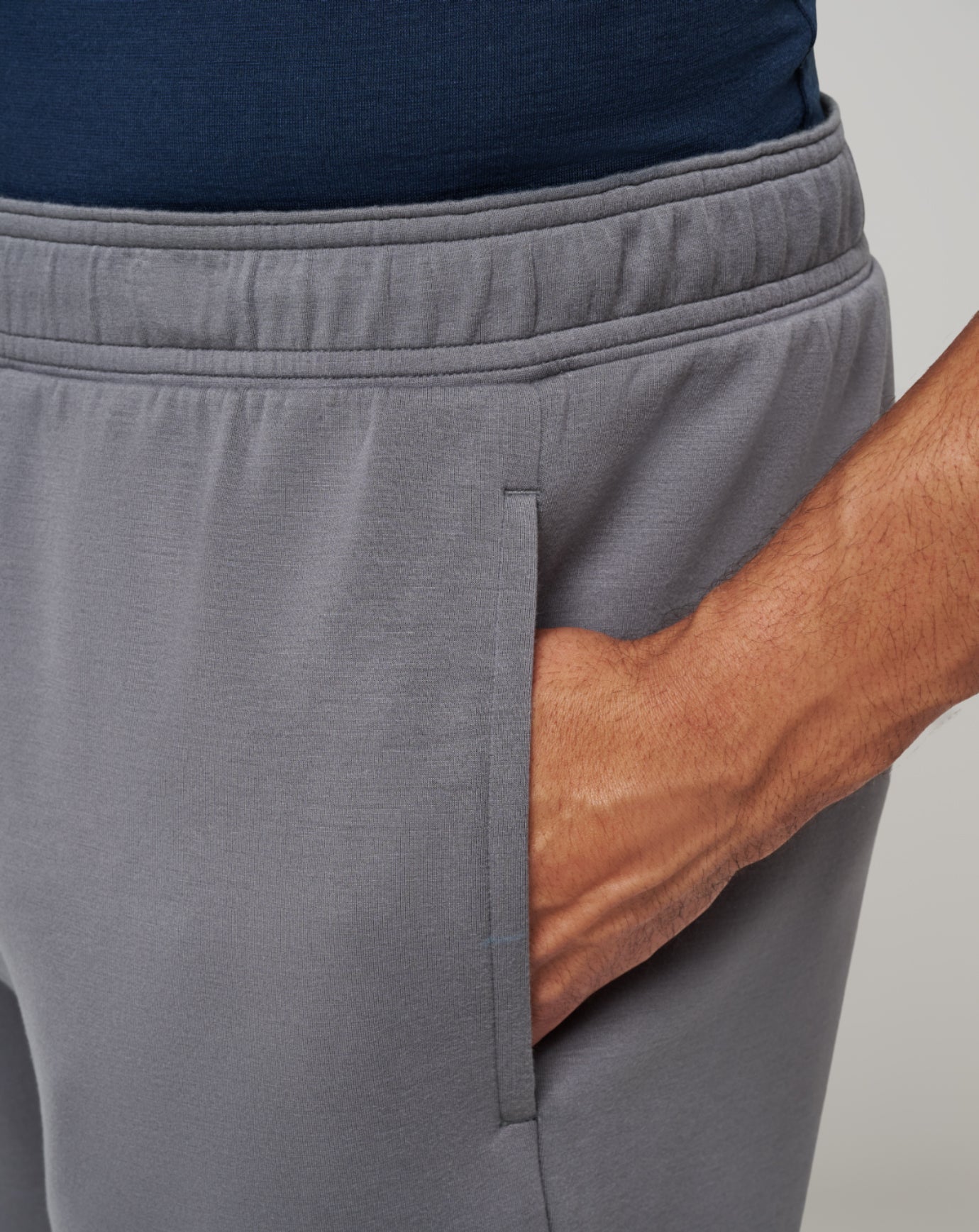 TravisMathew | Fibercloud Short 8In - Heather Grey
