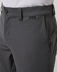 TravisMathew | Travel Year Short 9In - Grey Pinstripe
