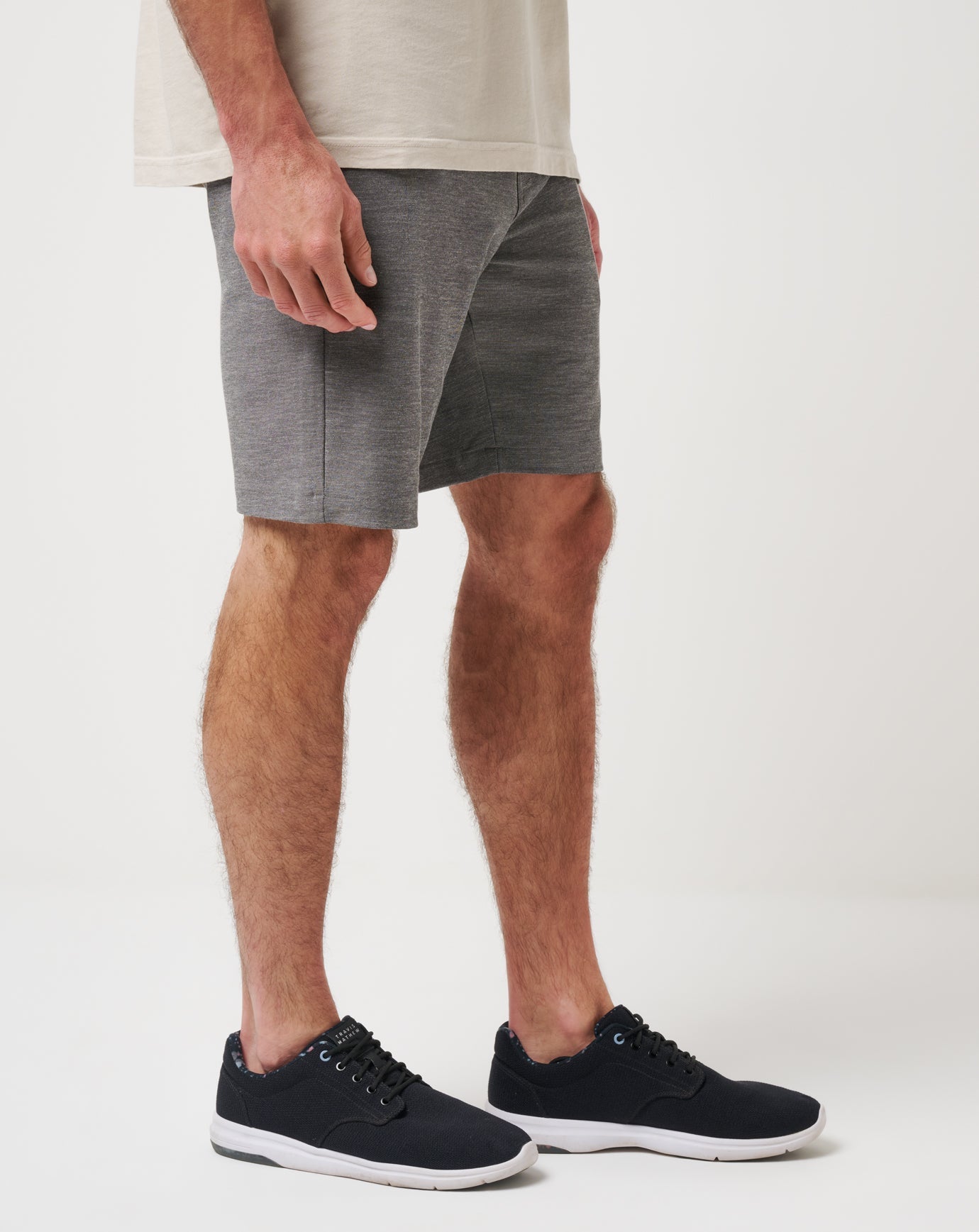 TravisMathew | Adirondack Short 9In - Heather Black