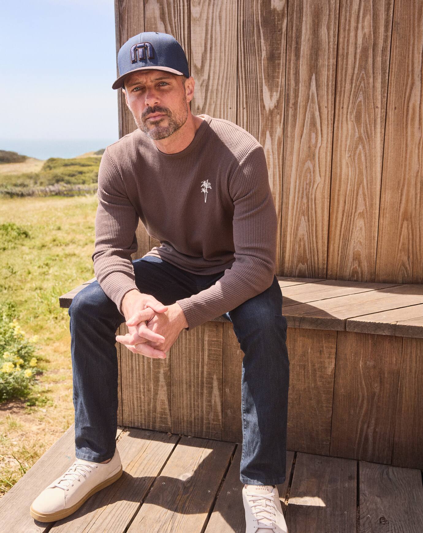 TravisMathew | Estate Grounds Snapback Hat - Total Eclipse