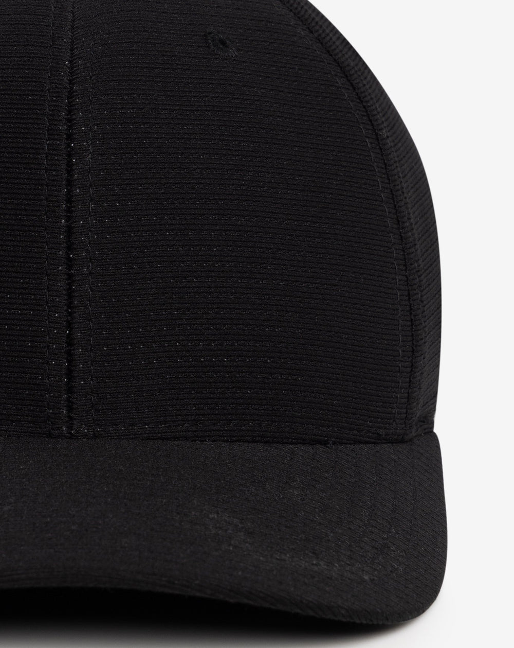 TravisMathew | Nassau Fitted Hat - Black