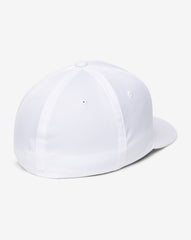 TravisMathew | In The Line Up Fitted Hat - White