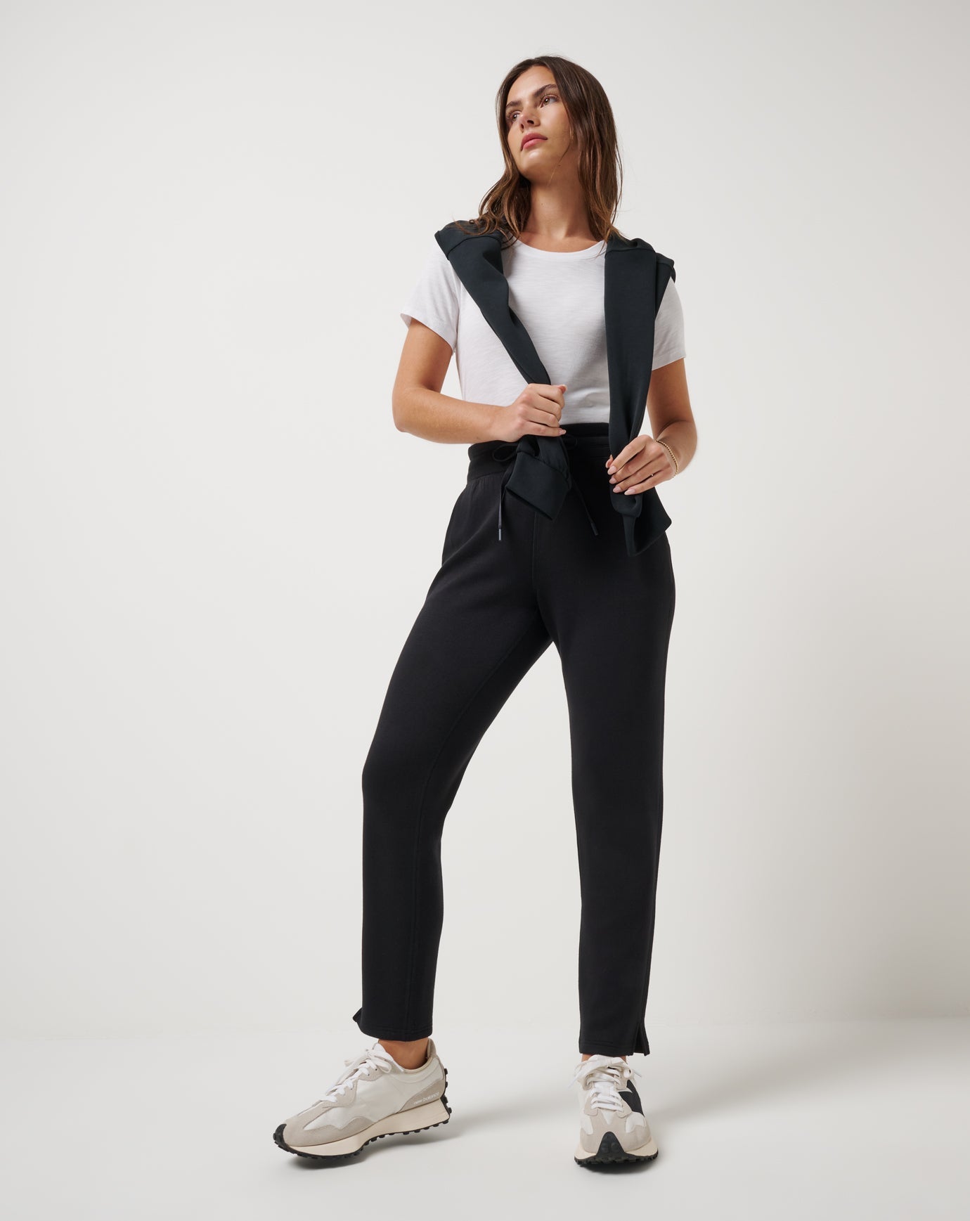 TravisMathew | Skyloft Soft Ankle Pant - Black