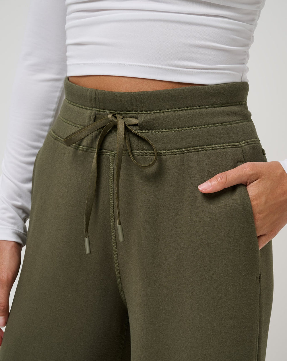 TravisMathew | Skyloft Soft Wide Leg Pant - Grape Leaf