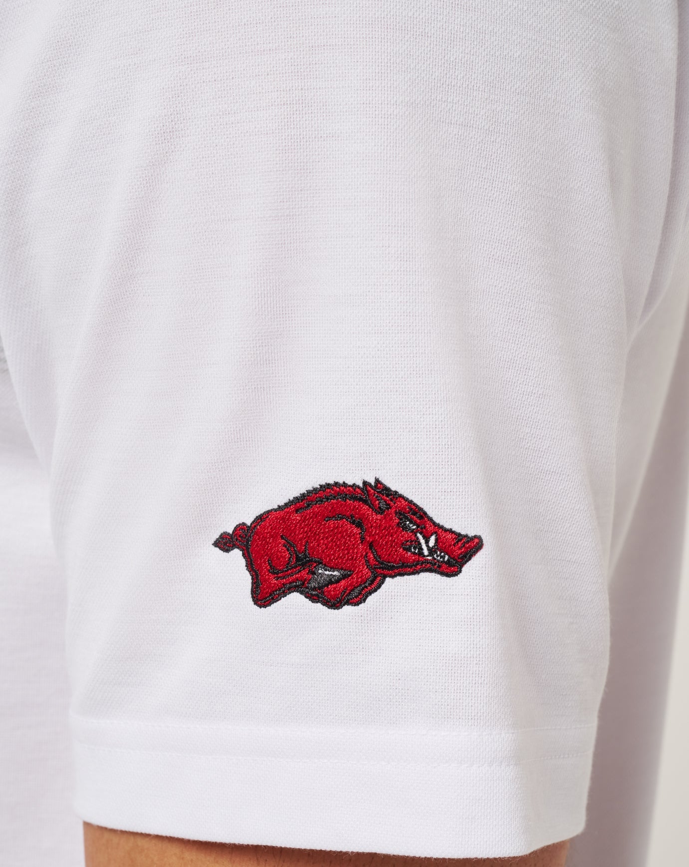 TravisMathew | Arkansas Top Recruit Polo - White/Crimson