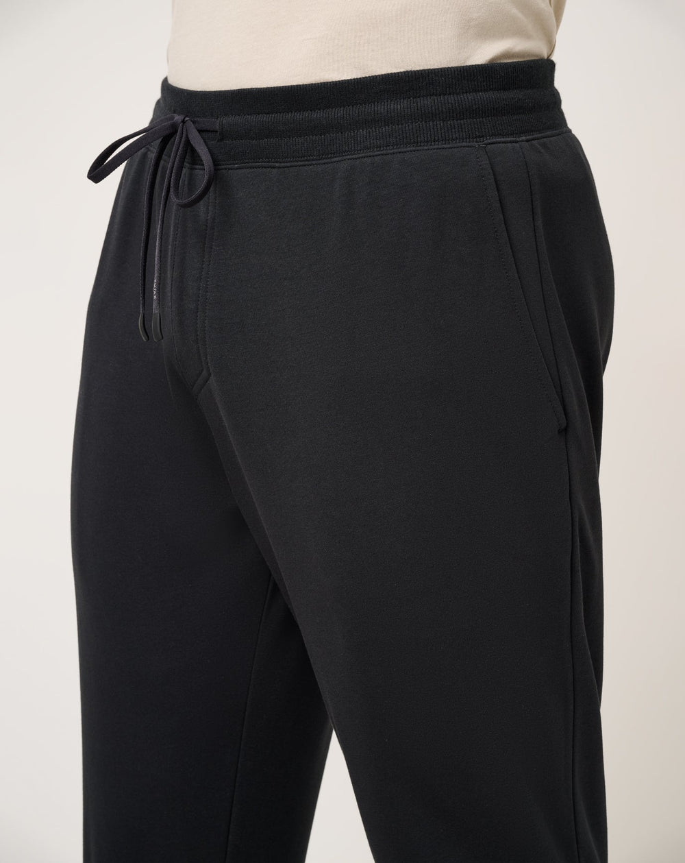 TravisMathew | Shot Maker Cloud Pant - Black